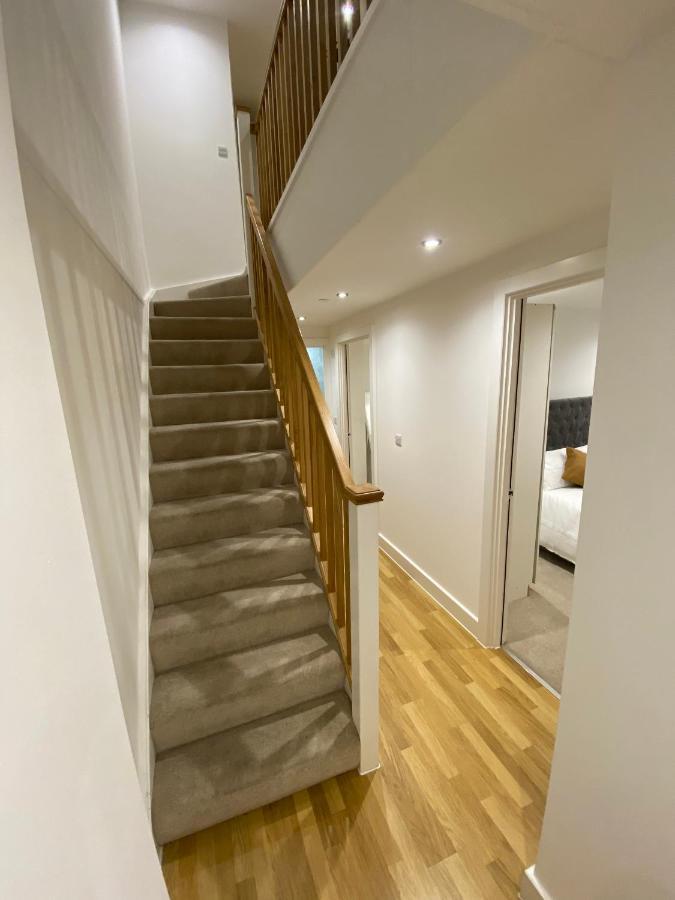Modern 2 Bed Apartment With Juliet Balcony - Dhb Stays Leeds  Luaran gambar